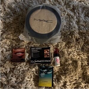 READ DESCRIPTION- PRICE FIRM - NWT and sealed MAC bundle